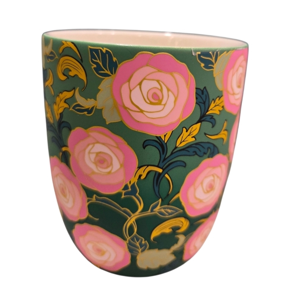 💚▪️Petal & Pearl ▪️Floral Rose Pattern Ceramic Mug in Forest Green - Picture 2 of 6